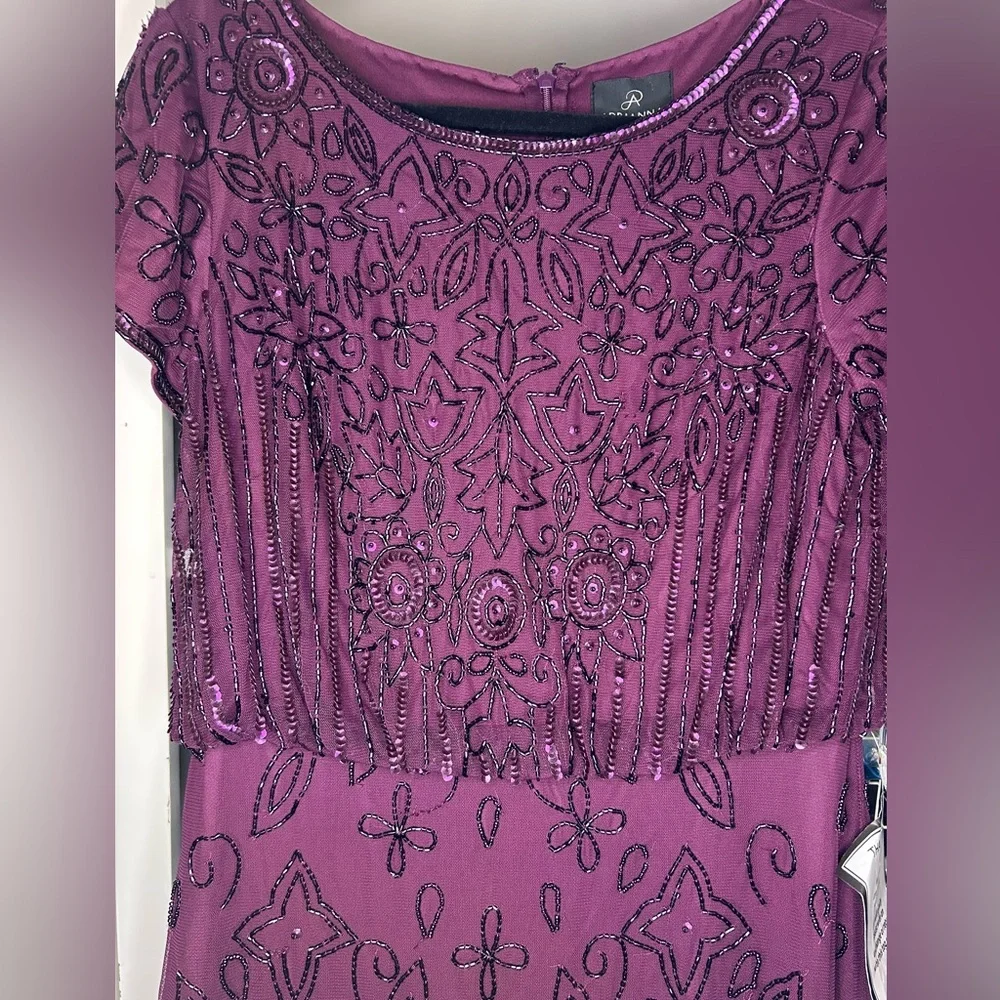 Adrianna Papell Plum Beaded Short-Sleeve Maxi Gown Size 6 Missing Sequins NWT